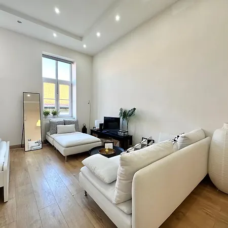 Center Cozy Gozsdu With 4ppl Budapeşte