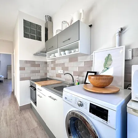 Appartement Center Cozy Gozsdu With 4ppl Boedapest